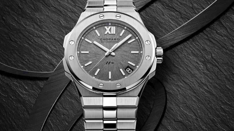 蕭邦手表有劃痕怎么辦（手表有劃痕）