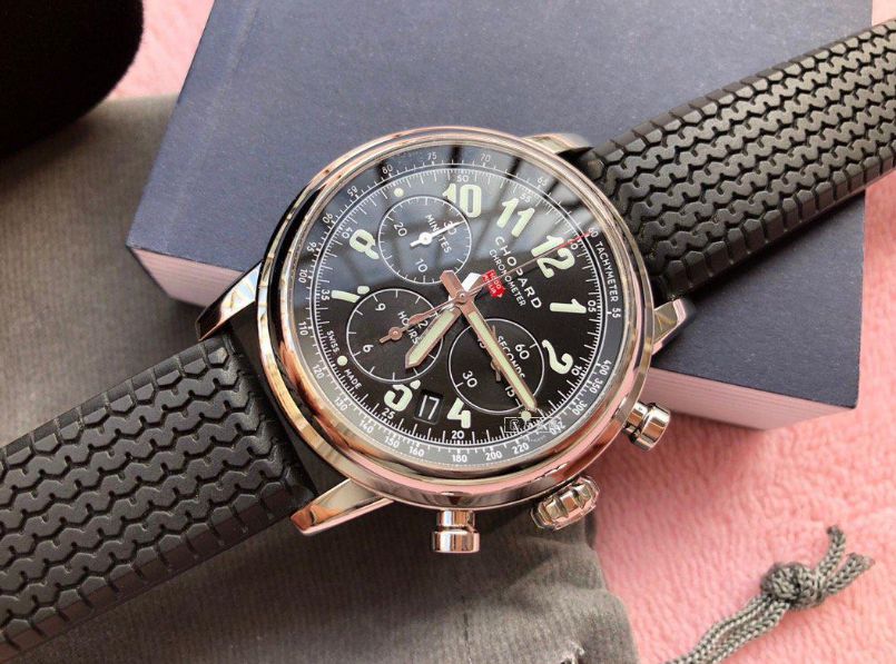 如何判斷您的蕭邦手表是否進水了？