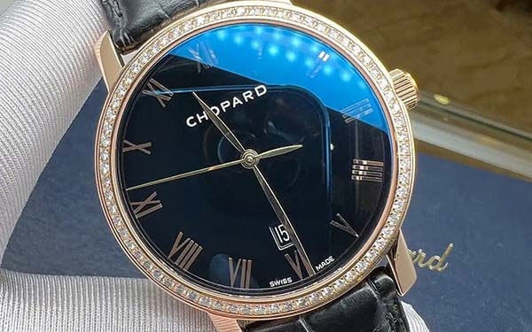 蕭邦腕表出現(xiàn)摔壞如何處理(腕表維修攻略,教你快速解決腕表摔壞問(wèn)題)(圖) 蕭邦腕表出現(xiàn)摔壞如何處理(腕表維修攻略,教你快速解決腕表摔壞問(wèn)題)(圖)