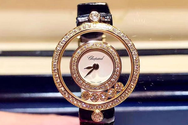 蕭邦手表日歷在六點位置（圖）